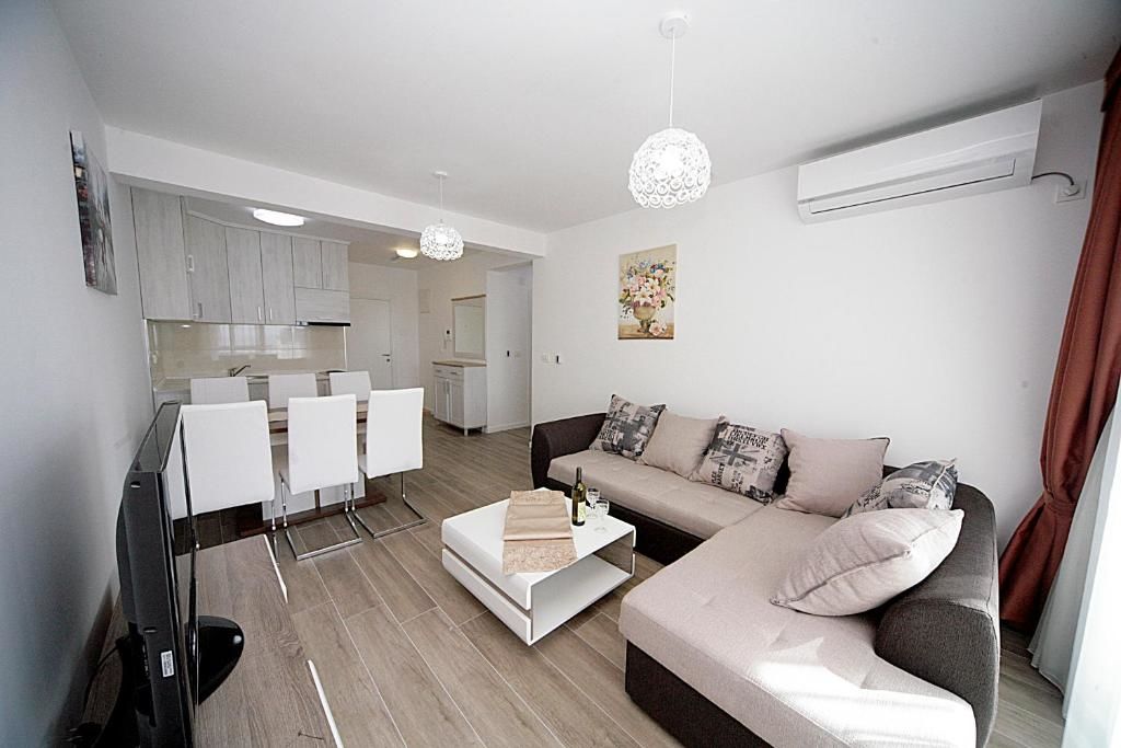 Апартаменты Sea Star Apartment Добра-Вода