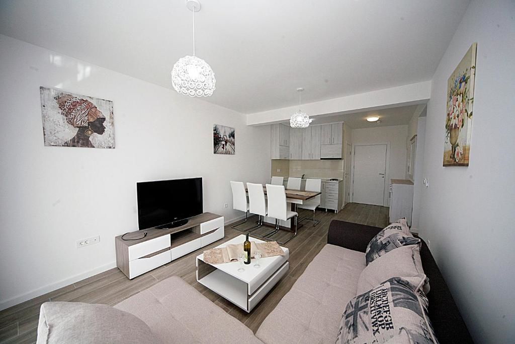 Апартаменты Sea Star Apartment Добра-Вода
